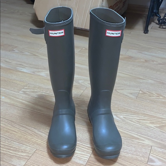 Hunter Shoes - Army green tall hunter boots